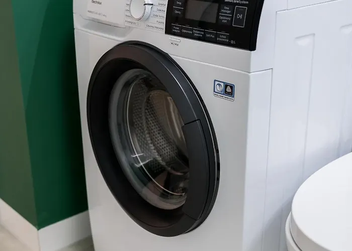 Jezyce By Bookinghost Daire