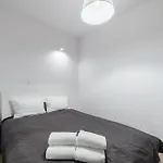 Apartment Jezyce By Bookinghost Poznan