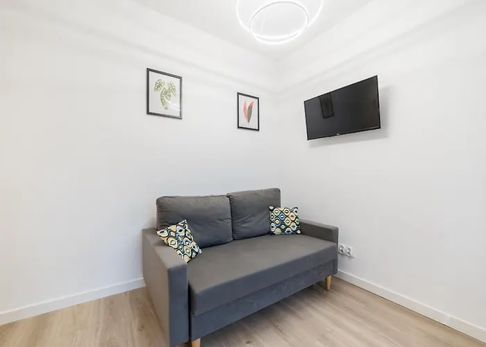 Jeżyce By Bookinghost